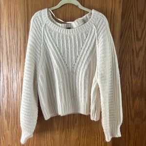 Free People Off White Sweater. Size Medium. Worn once. Like New.